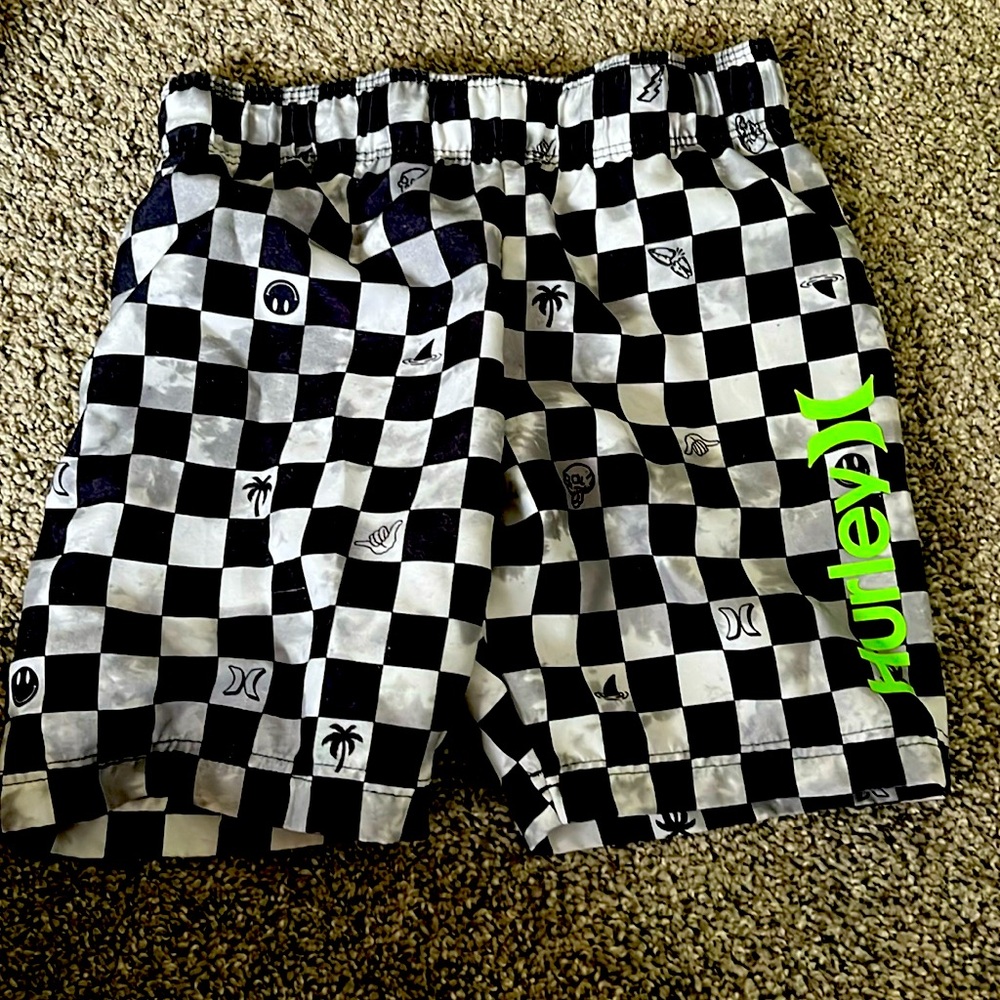 HURLEY Swim trunks Boys XS size 4 race checkered